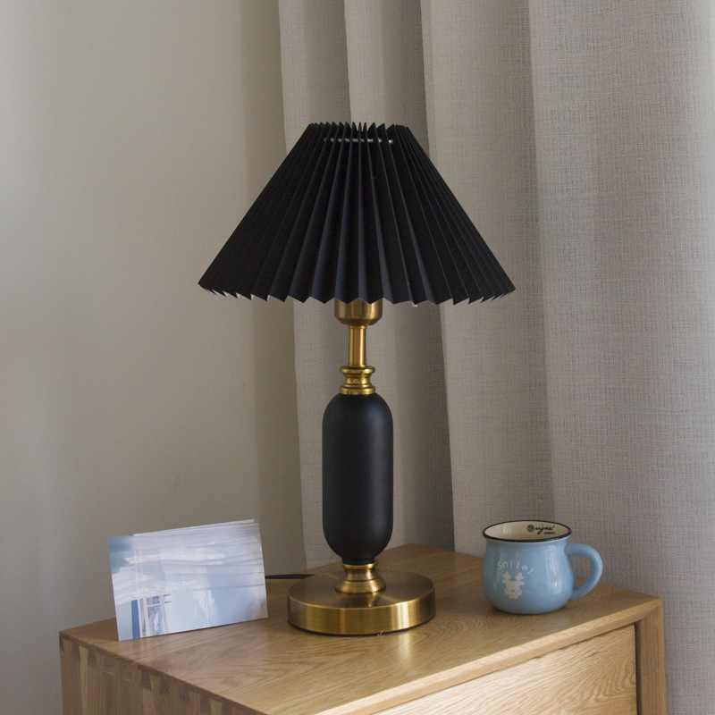Vintage Fashion Eu - Vintage Home Fashion Bedroom Table Lamp