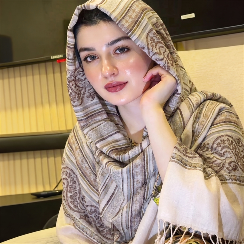 Vintage Paisley Print Hijab Fa - огляд і ціна Vintage Fashion For Women