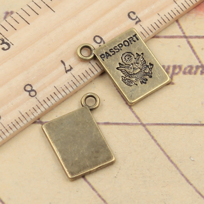 10pcs Charms Book Passport 18x - огляд і ціна Vintage Fashion Coloring Book